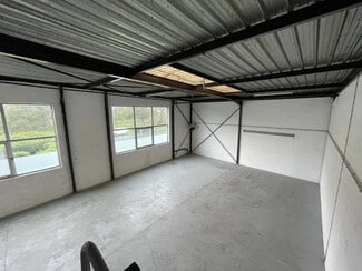 Plus de détails pour Bureau, Local d'activités à louer