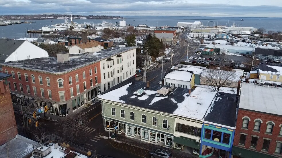 375 Main St, Rockland, ME à vendre - Photo du bâtiment - Image 2 de 8