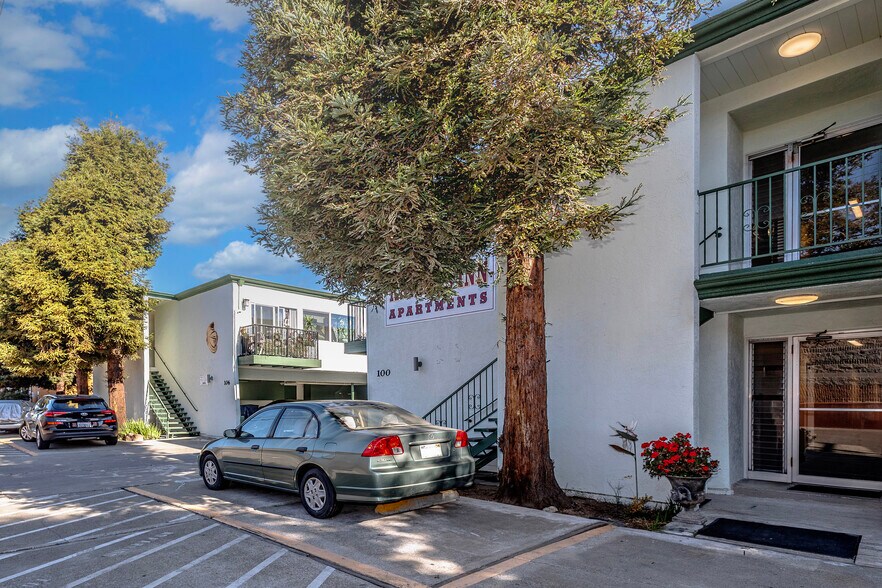 106 N Bayshore Blvd, San Mateo, CA à vendre - Photo du bâtiment - Image 2 de 48