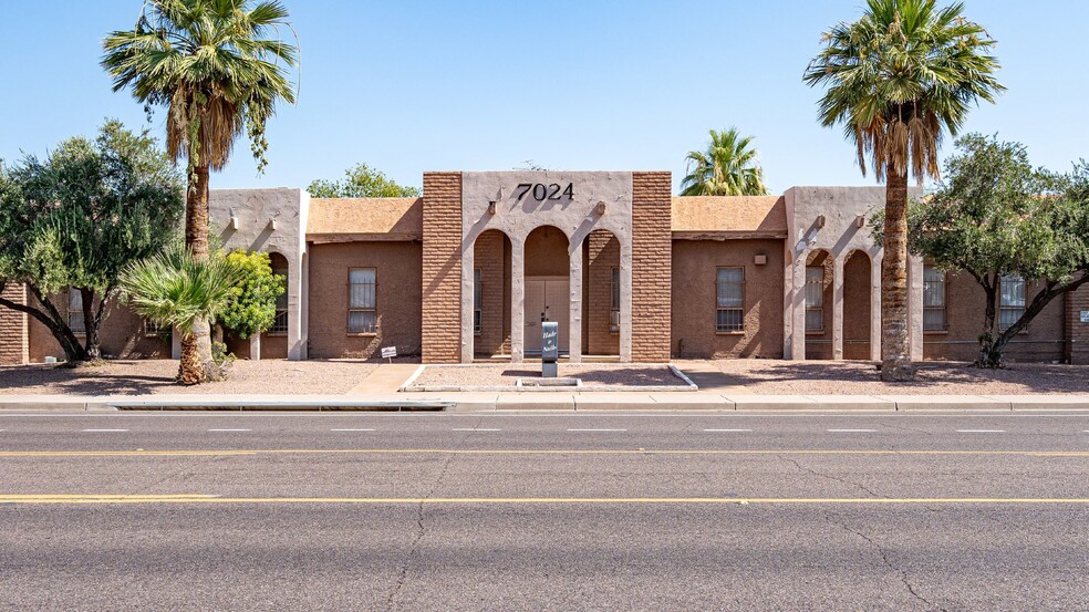 7024 E Osborn Rd, Scottsdale, AZ for sale - Building Photo - Image 1 of 3