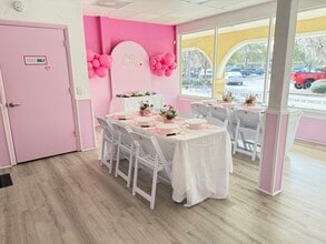 4123-4217 NW 16th Blvd, Gainesville, FL for lease Interior Photo- Image 2 of 3