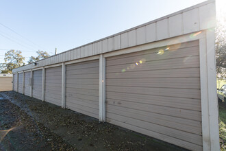 2100 Llano Rd, Santa Rosa, CA for lease Building Photo- Image 1 of 3