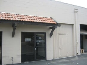 2041 E Gladstone St, Glendora, CA for lease Interior Photo- Image 1 of 3