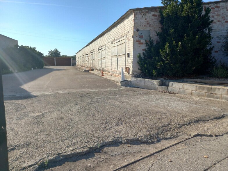 Nave, almacén y masía en Mora d'Ebre portefeuille de 2 propriétés à vendre sur LoopNet.ca - Photo du bâtiment - Image 1 de 30