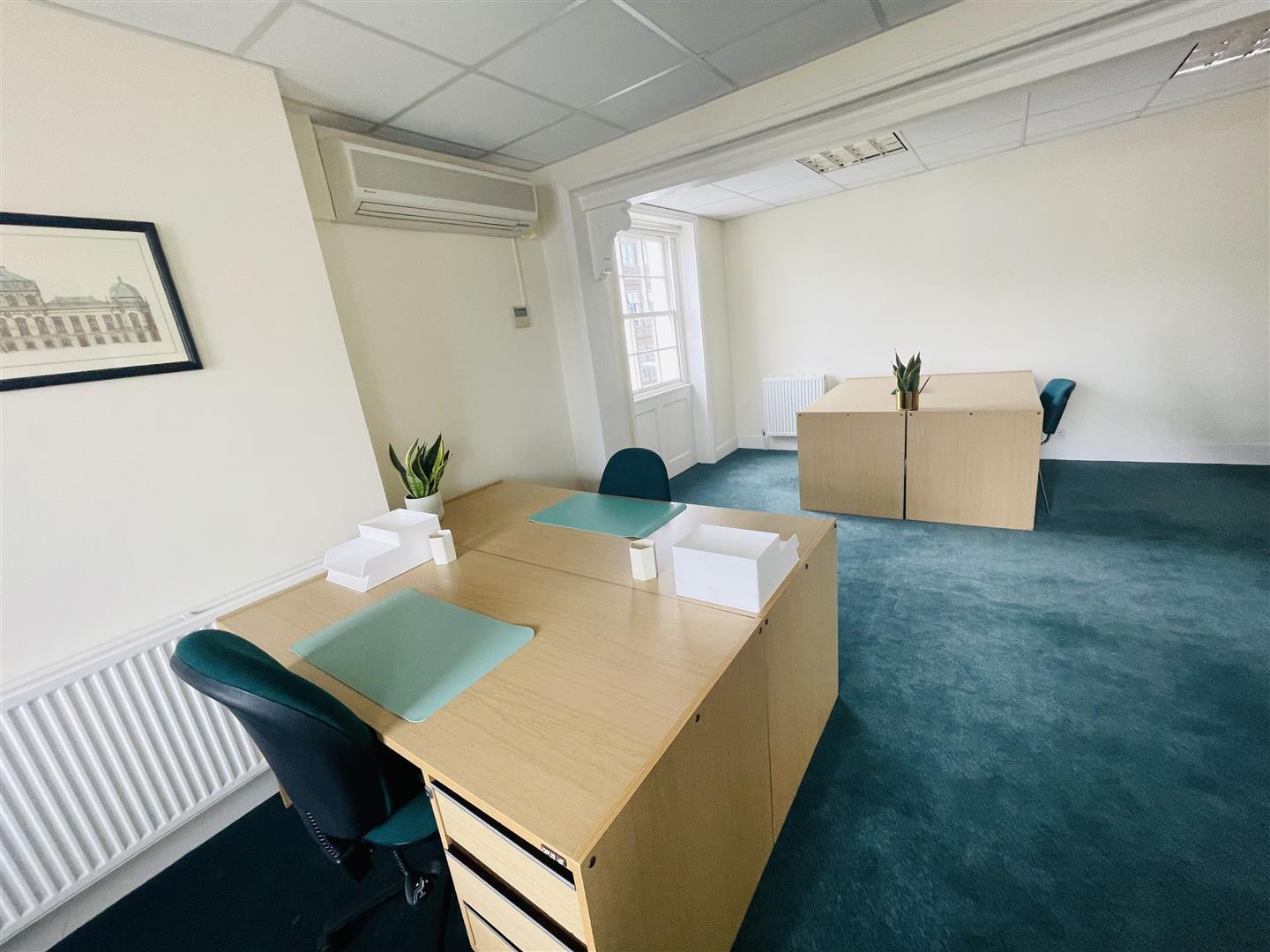 29 Cambray Pl, Cheltenham for lease Interior Photo- Image 1 of 1