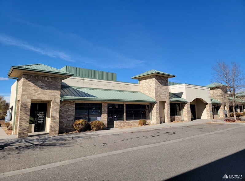 320-344 W 37th St, Loveland, CO for lease - Building Photo - Image 3 of 8