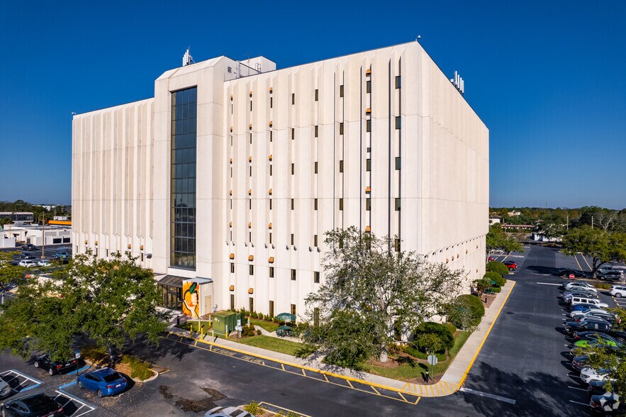 6021 S Rio Grande Ave, Orlando, FL à louer - Photo du bâtiment - Image 1 de 25