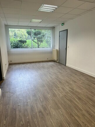 Plus de détails pour Bureau à louer