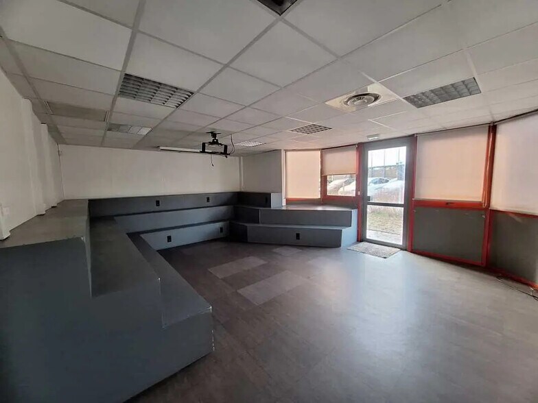 Bureau dans Mérignac à louer - Photo du bâtiment - Image 3 de 8