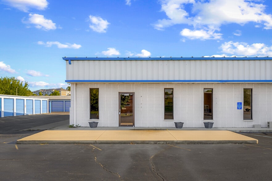 3537 W Two Mile House Rd, Columbus, IN à louer - Photo principale - Image 1 de 21