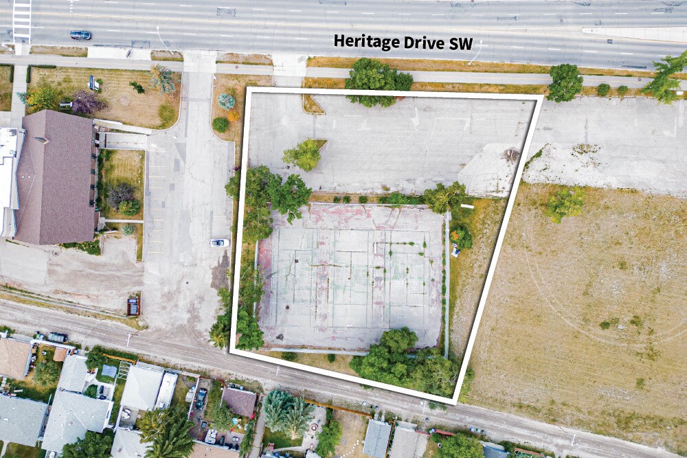 627 Heritage Drive dr, Calgary, AB for sale Aerial- Image 1 of 1