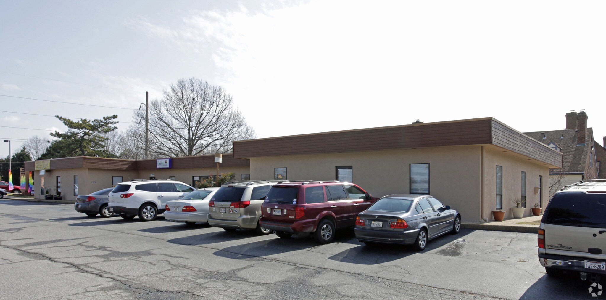 921 First Colonial Rd, Virginia Beach, VA à louer Photo principale- Image 1 de 3