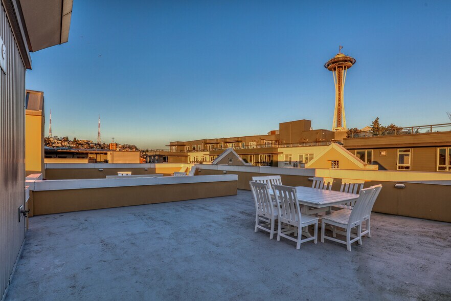 116 Warren Ave N, Seattle, WA à vendre - Photo du bâtiment - Image 3 de 7
