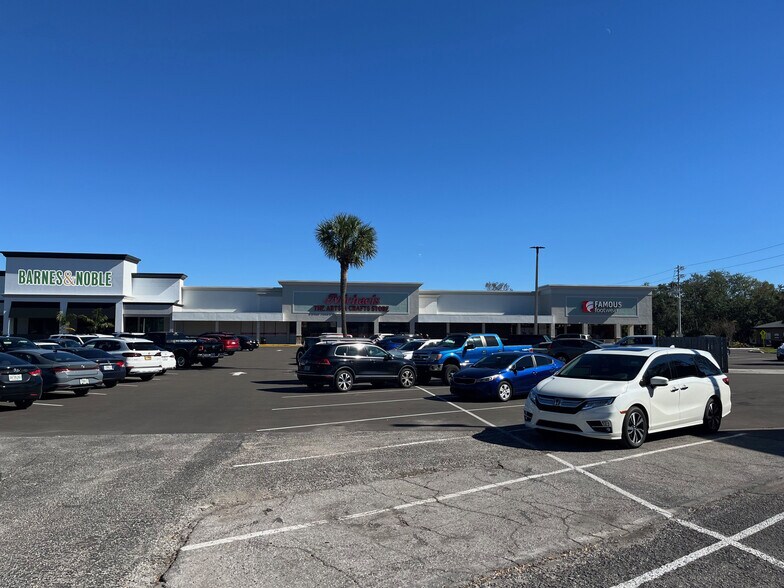 33507-33675 US Hwy 19 N, Palm Harbor, FL à louer - Photo du bâtiment - Image 3 de 7
