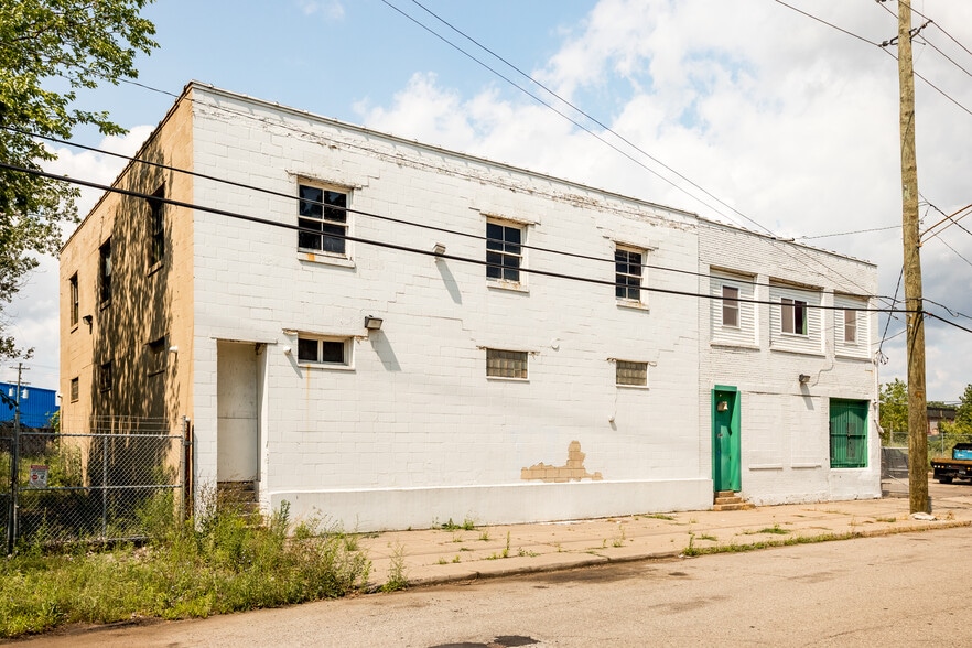 3143 Bellevue St, Detroit, MI à vendre - Photo du bâtiment - Image 2 de 22