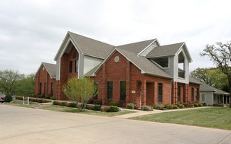 Plus de détails pour 525 S Carroll Blvd, Denton, TX - Bureau à louer