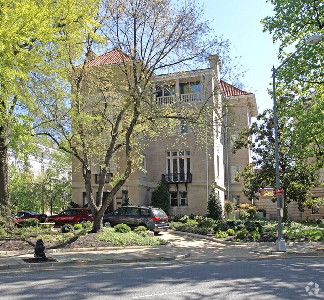 2223 Massachusetts Ave NW, Washington, DC à vendre - Photo principale - Image 1 de 2