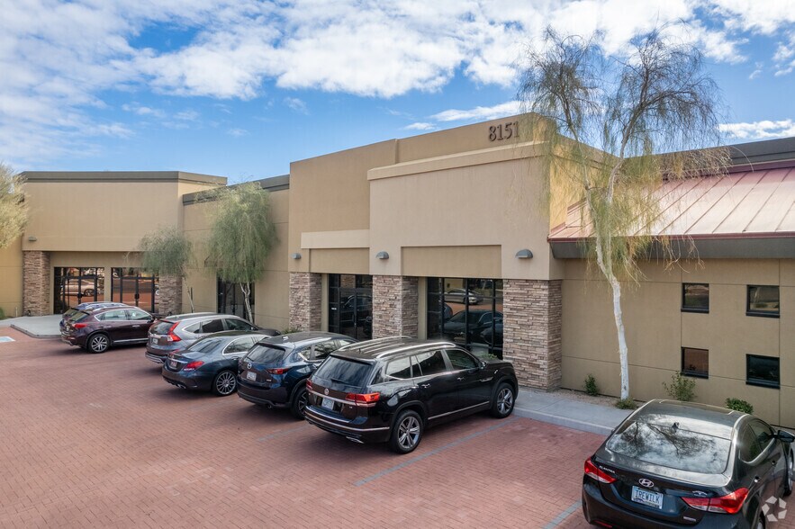 8151 E Indian Bend Rd, Scottsdale, AZ à louer - Photo du bâtiment - Image 3 de 15