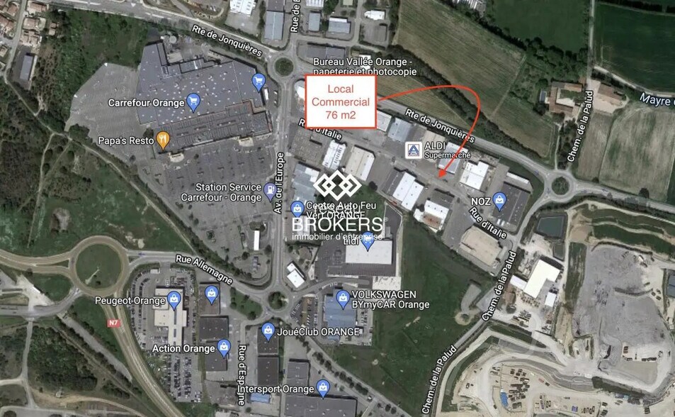 Retail in Orange for lease - Building Photo - Image 3 of 3