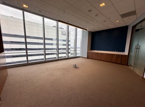 800 E Canal St, Richmond, VA for lease Interior Photo- Image 1 of 8