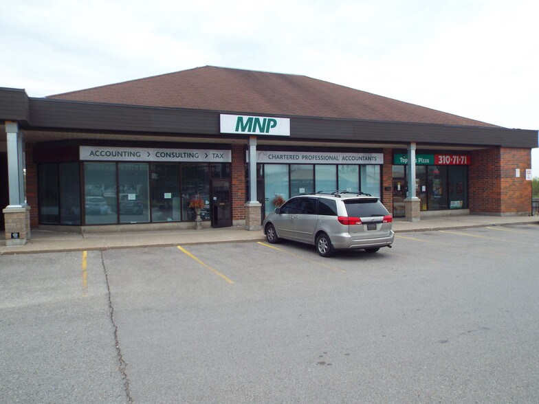 22 Stevenson Rd S, Oshawa, ON à vendre - Photo du bâtiment - Image 1 de 1