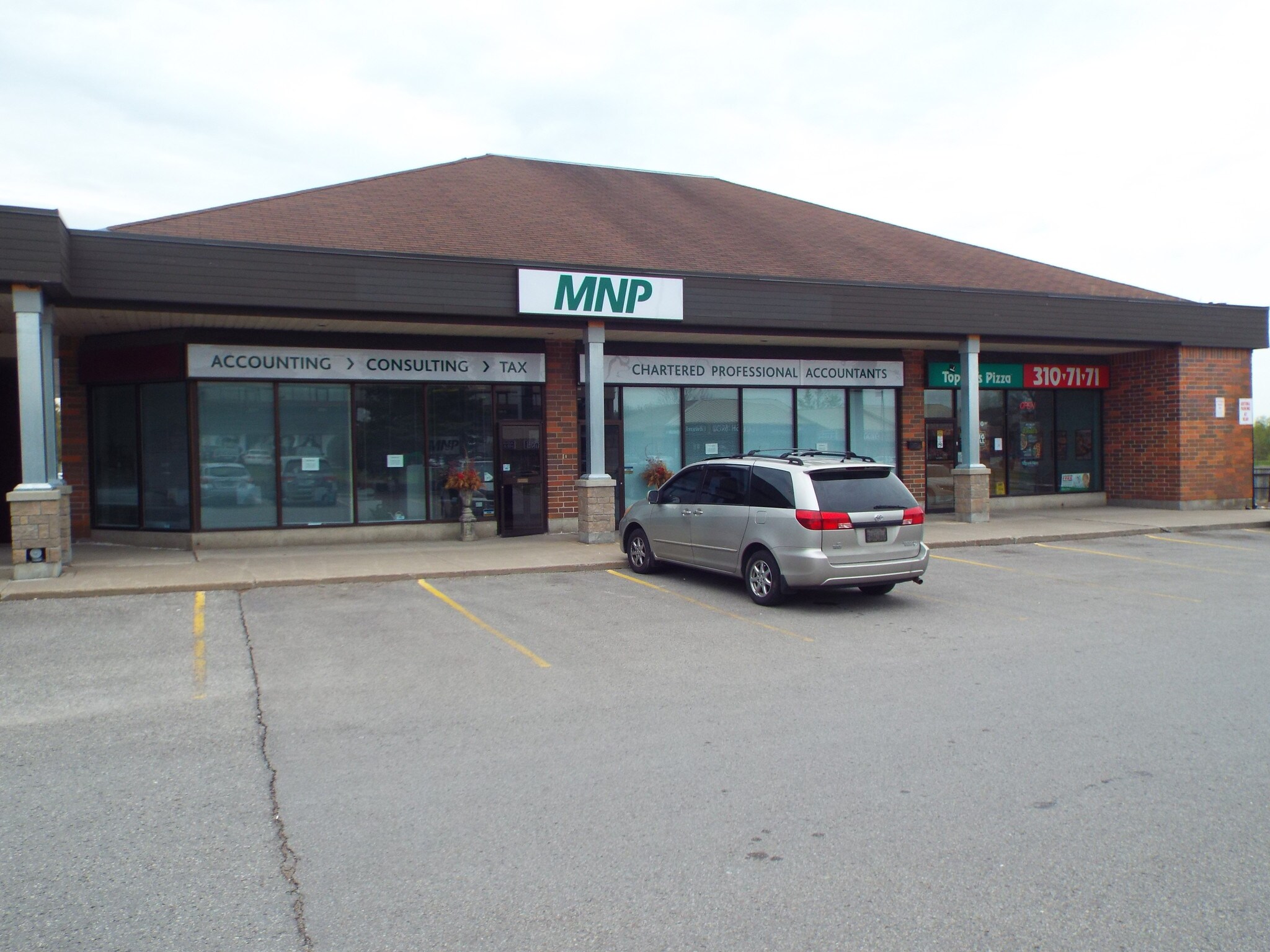 22 Stevenson Rd S, Oshawa, ON à vendre Photo du bâtiment- Image 1 de 1