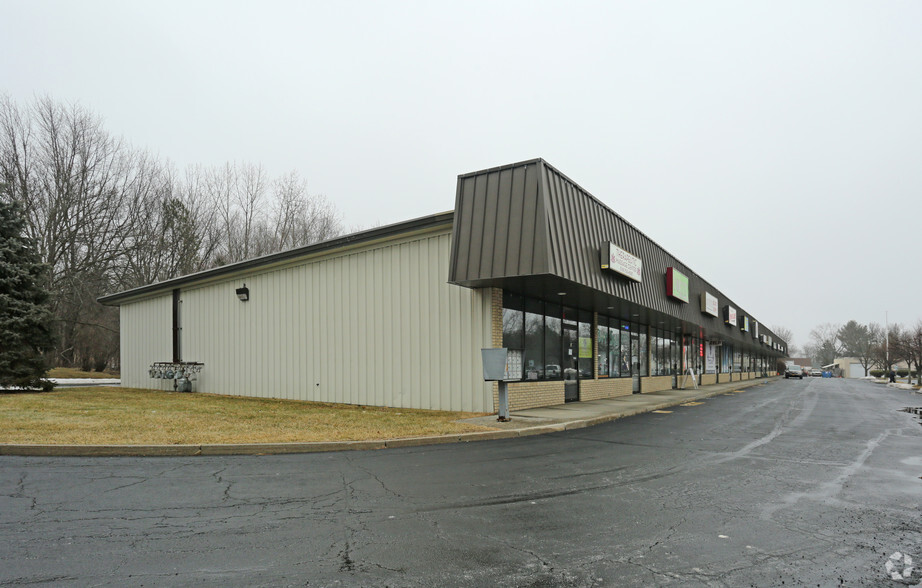 143 Troy Schenectady Rd, Watervliet, NY for sale - Primary Photo - Image 1 of 1