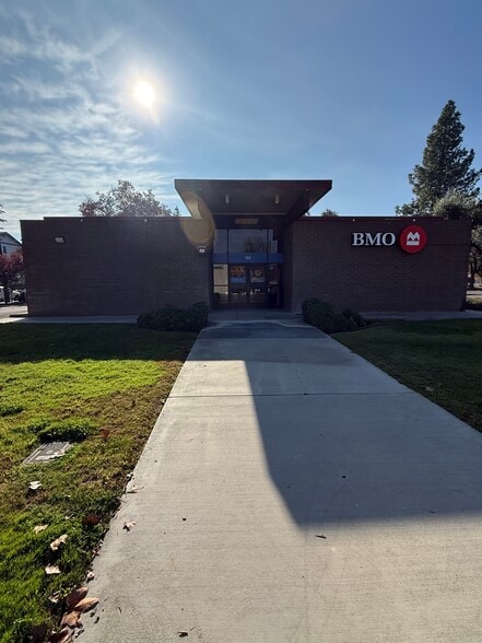 186 Main St, Woodland, CA for sale - Building Photo - Image 3 of 12