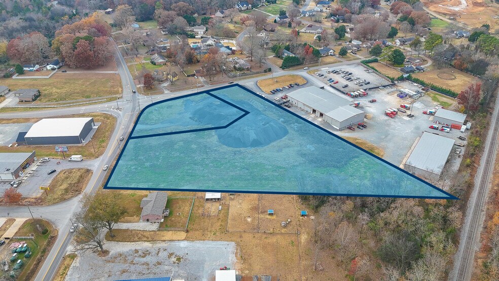 271 Ryland Pike, Huntsville, AL à louer - Photo du bâtiment - Image 2 de 5