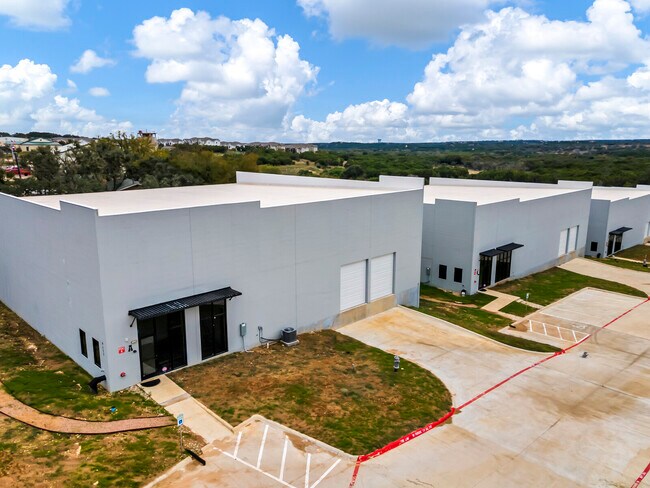 More details for 9417 Circle Dr, Austin, TX - Industrial for Lease