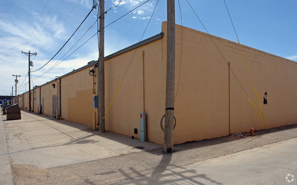 4601-4623 W Loop 289, Lubbock, TX à louer - Photo du bâtiment - Image 2 de 10