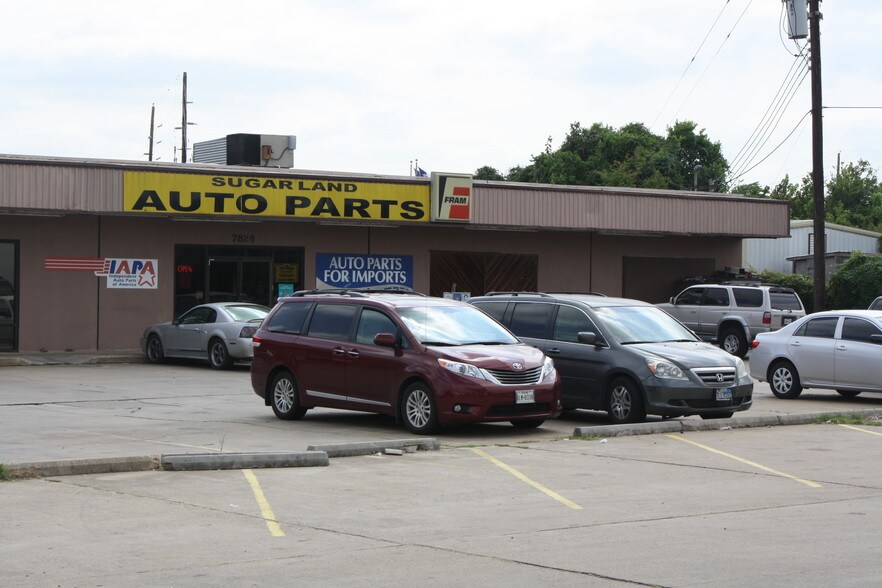 7822 Highway 90A, Sugar Land, TX à louer - Photo du bâtiment - Image 3 de 7