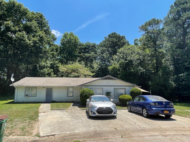 205 Glenview Ter, Winder, GA à vendre - Photo du bâtiment - Image 3 de 23