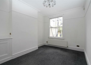 9A Church Rd, Lymm for lease Interior Photo- Image 2 of 2