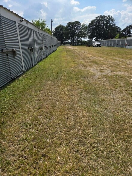 4330 FM 17 Hwy, Alba, TX à vendre - Photo du bâtiment - Image 3 de 9