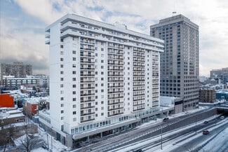 Plus de détails pour 3555 Rue Berri, Montréal, QC - Commerce de détail à louer