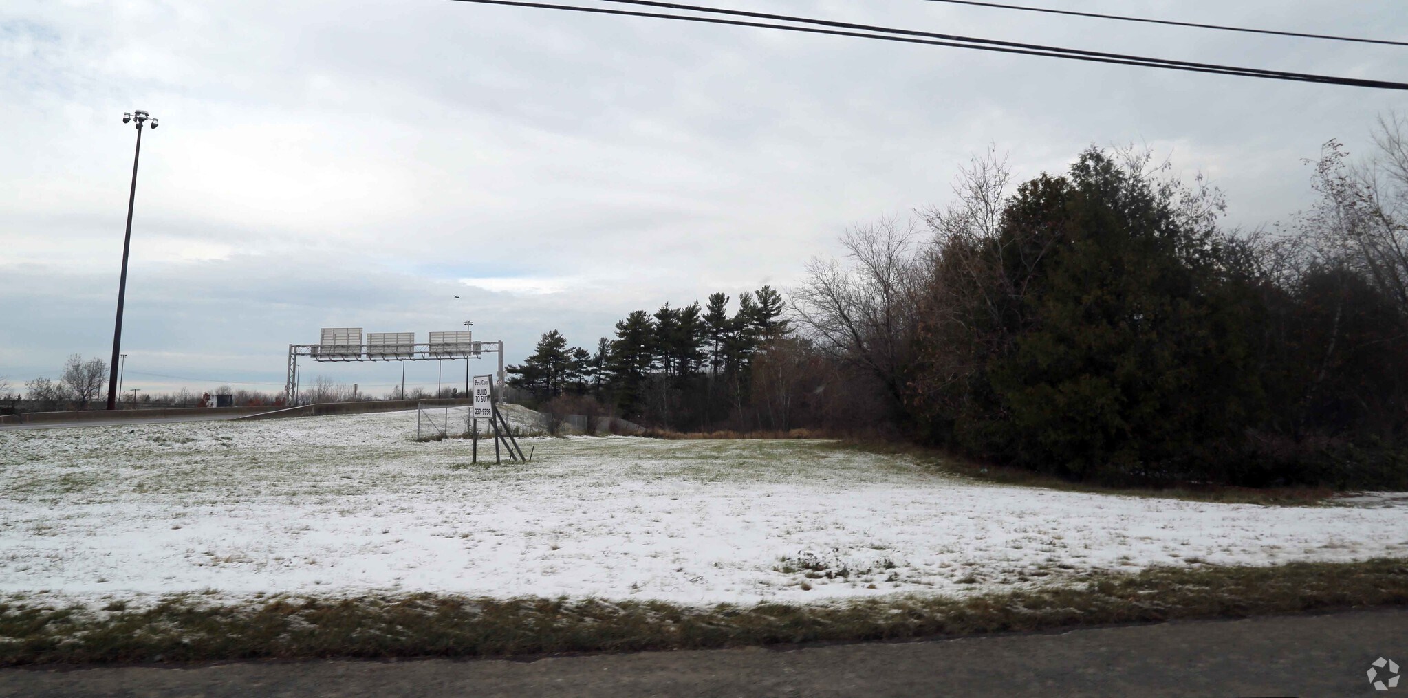 3393 St. Joseph Blvd, Ottawa, ON for sale Primary Photo- Image 1 of 3