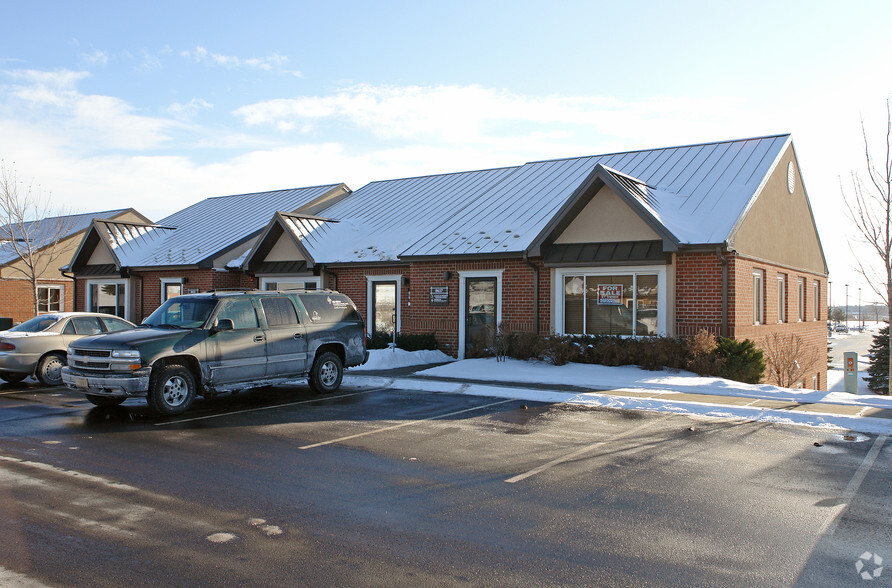 8653-8657 Eagle Point Blvd, Lake Elmo, MN à vendre - Photo principale - Image 1 de 1