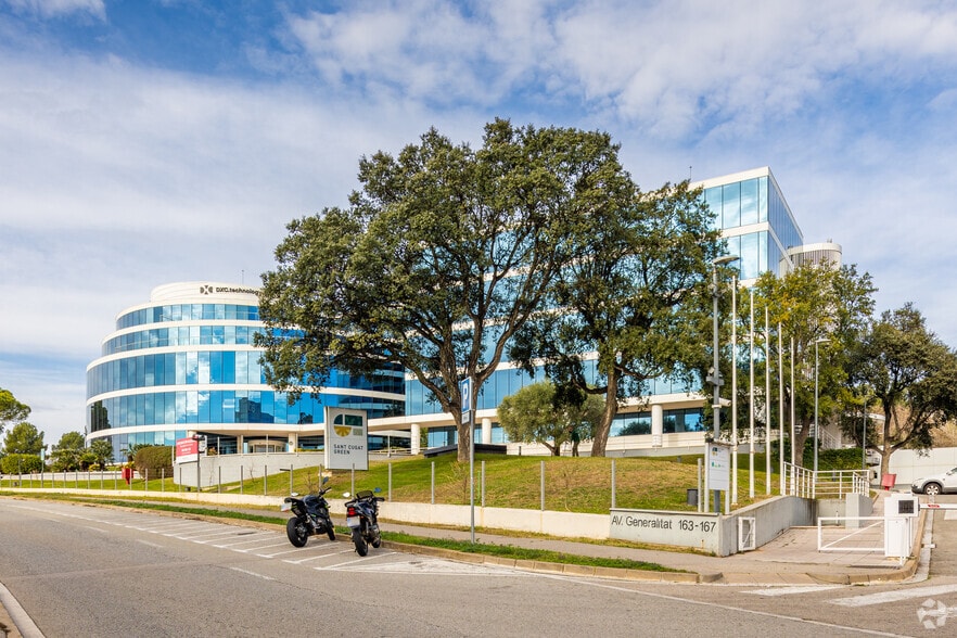 Avinguda de la Generalitat, 163-167, Sant Cugat del Vallès, Barcelona for lease - Building Photo - Image 3 of 5