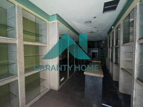 Retail in Cáceres, Cáceres for lease Interior Photo- Image 2 of 9