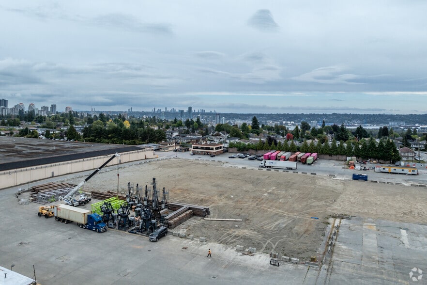 7185 11th Av, Burnaby, BC for sale - Primary Photo - Image 1 of 1