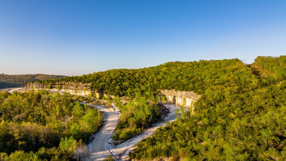 4103 River Road, Guion, AR à vendre - Photo du bâtiment - Image 3 de 40
