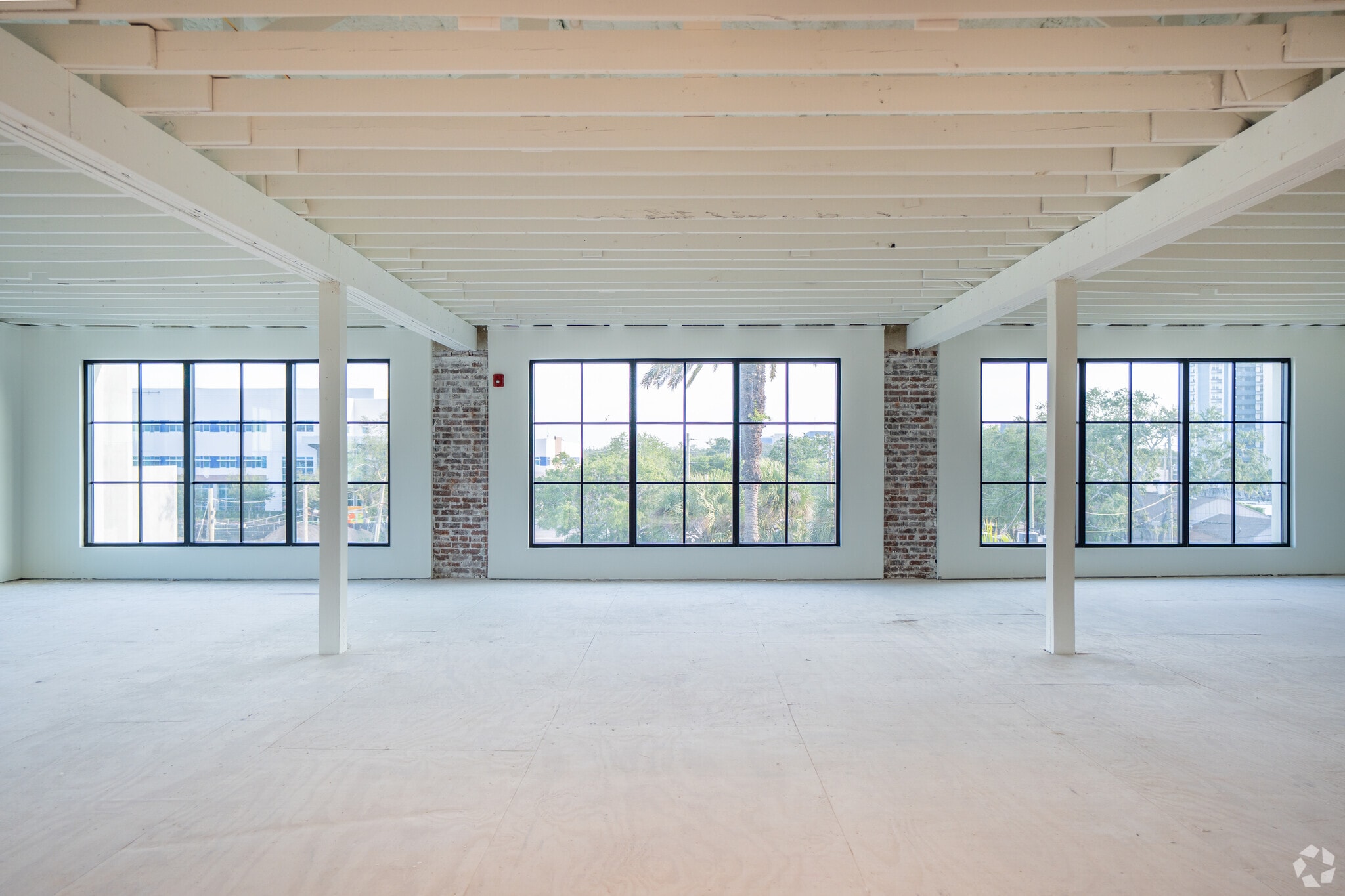 1246 Central Ave, Saint Petersburg, FL à vendre Photo intérieure- Image 1 de 7