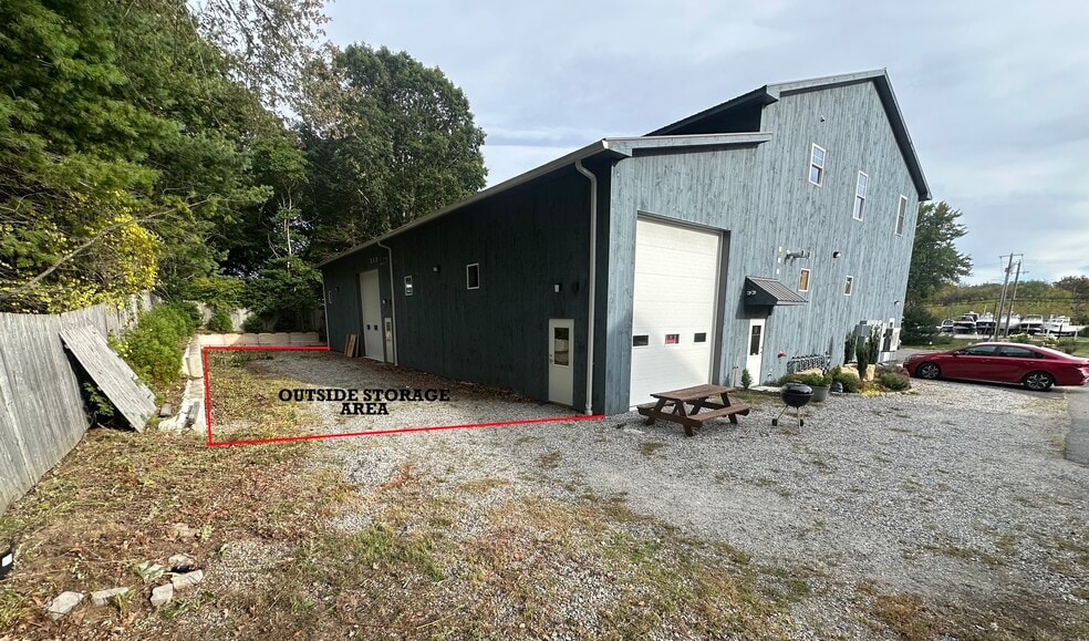 176 Boston Post Rd, Westbrook, CT à louer - Photo du bâtiment - Image 2 de 7