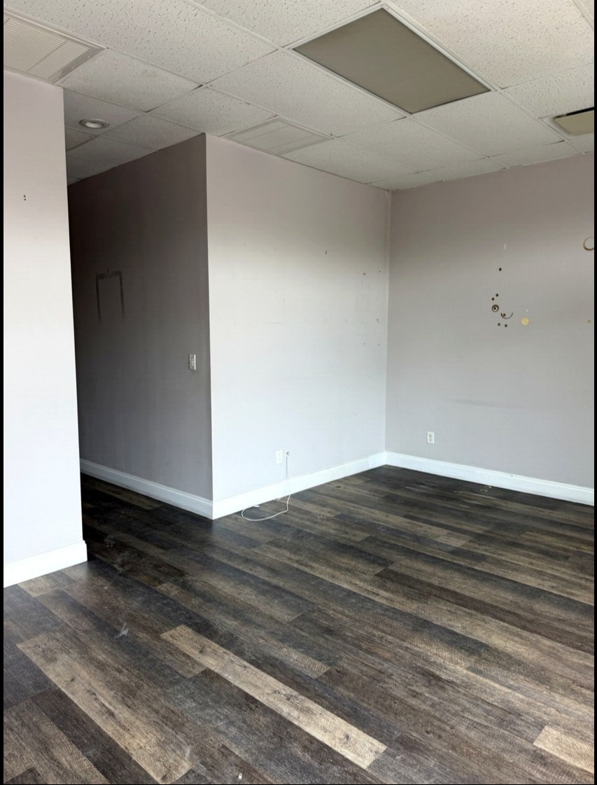 4100 E Bay Dr, Clearwater, FL à louer Photo intérieure- Image 1 de 5