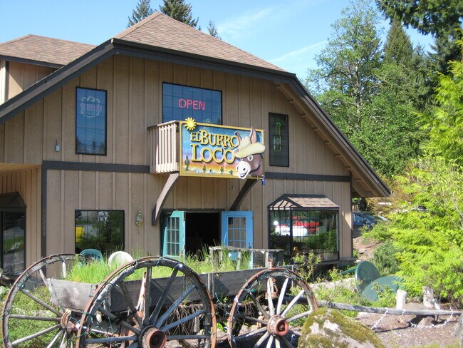 More details for 67211 E Hwy 26, Welches, OR - Retail for Lease