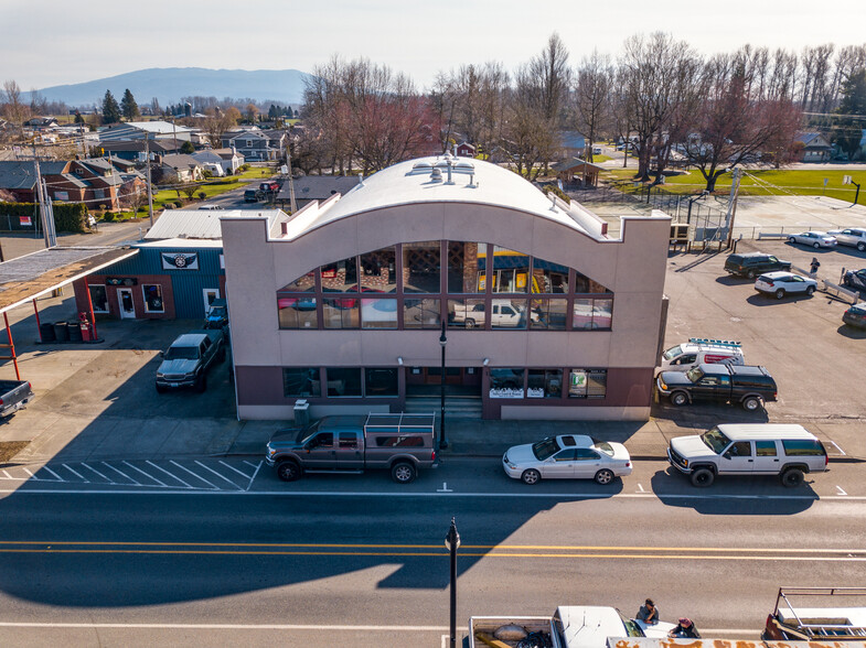 103 W Main St, Everson, WA à vendre - Photo du bâtiment - Image 1 de 1