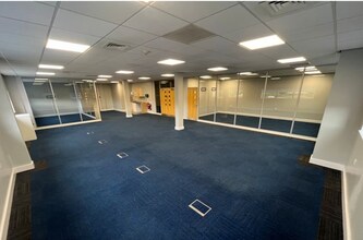 175 Meadow Ln, Loughborough for lease Interior Photo- Image 2 of 3