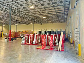 16361 Lee Rd, Fort Myers, FL for lease Interior Photo- Image 2 of 11
