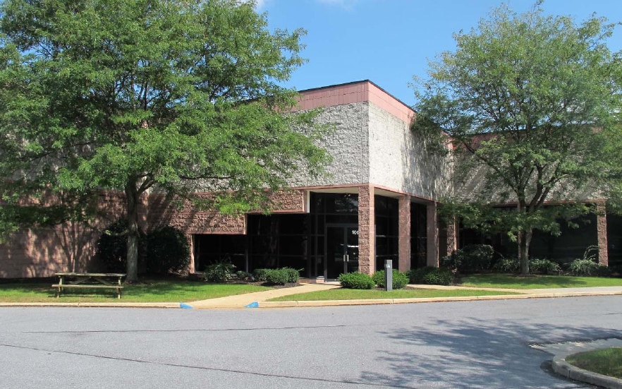555 Fox Chase, Coatesville, PA for lease - Primary Photo - Image 1 of 6